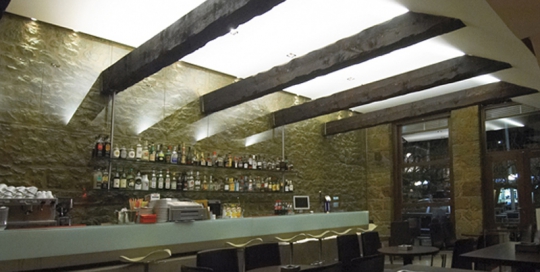 Cafe_Arachova 1